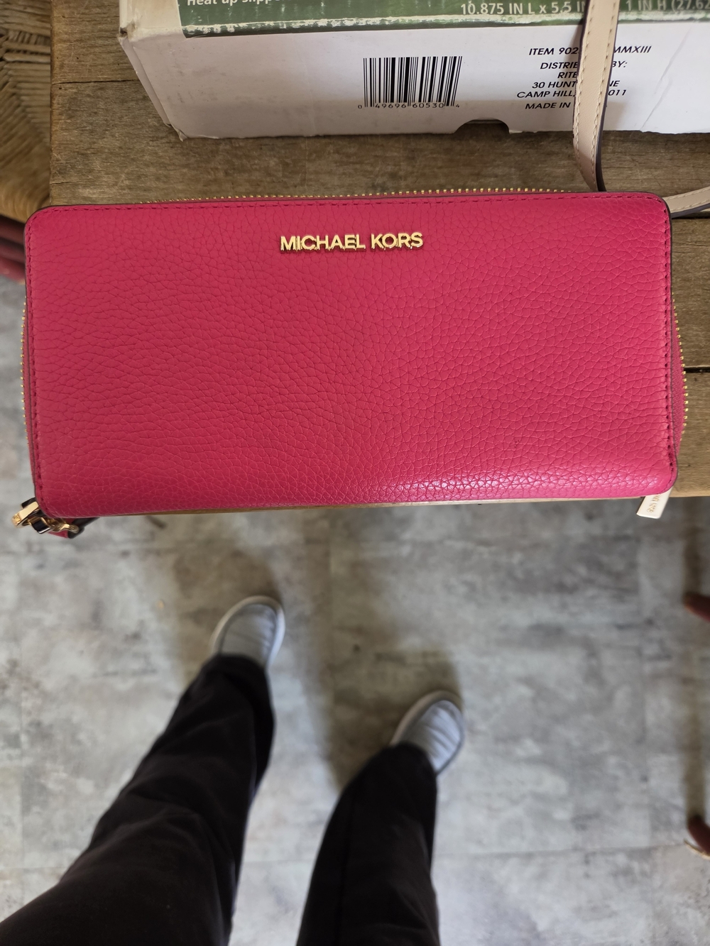 MICHAEL KORS Hot Pink Pebble Leather Zip Wallet